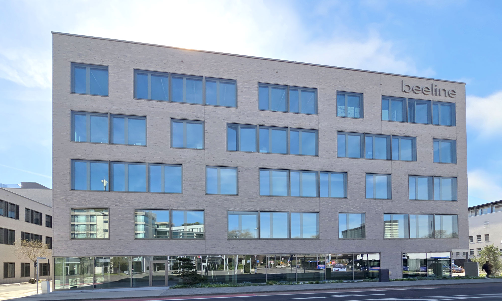 SCHULE und Bürogebäude Köln Deutz
